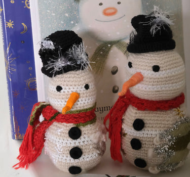 Knitted Snowman