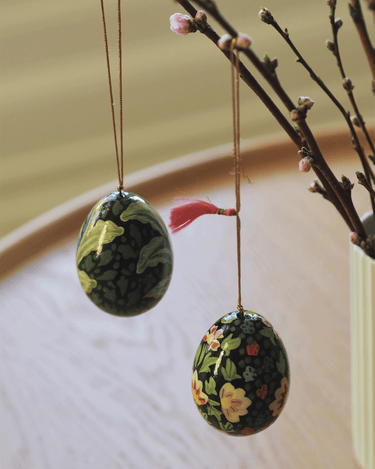 Hand painted Easter Egg Leaves